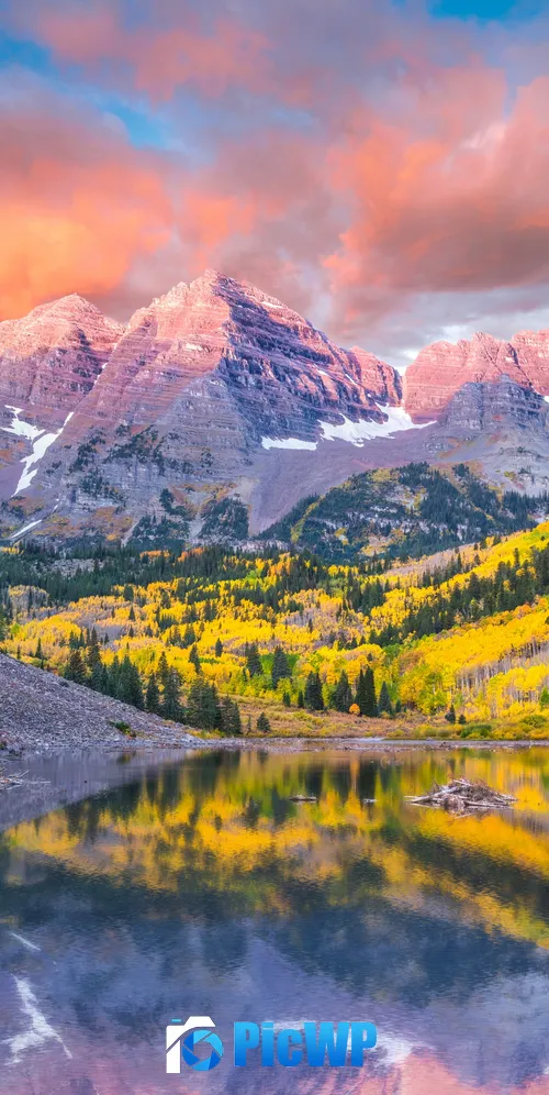 Maroon Bells Lake 3K Mobile Wallpaper