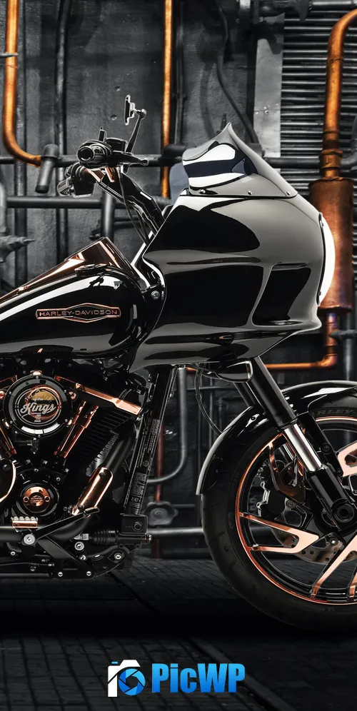 Harley-Davidson Sport Glide Battle of the Kings 3K Mobile Wallpaper