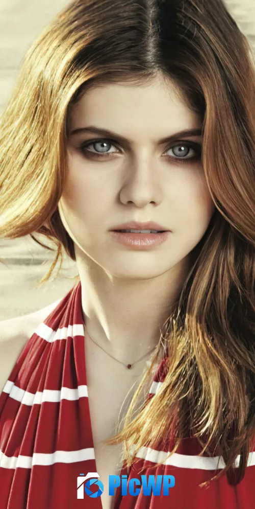 Alexandra Daddario Portrait 3K Mobile Wallpaper