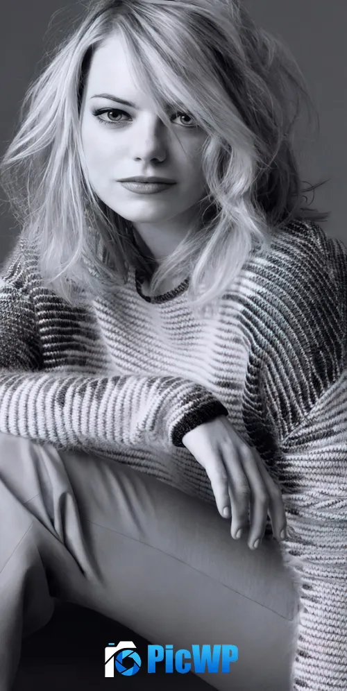 Emma Stone Monochrome 3K Mobile Wallpaper