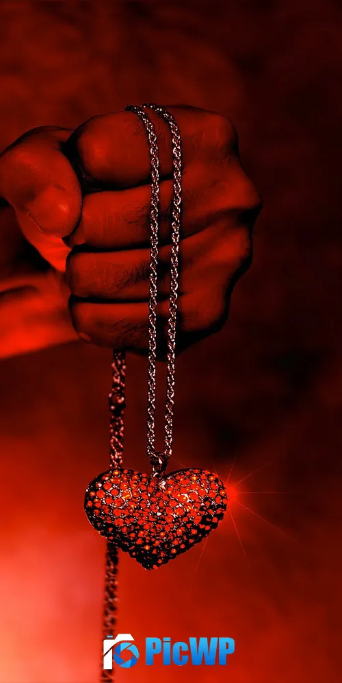 Love heart Necklace 3K Mobile Wallpaper