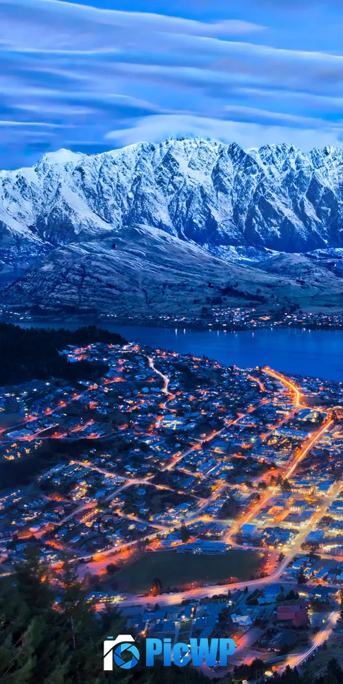 Queenstown New Zealand 3K Mobile Wallpaper