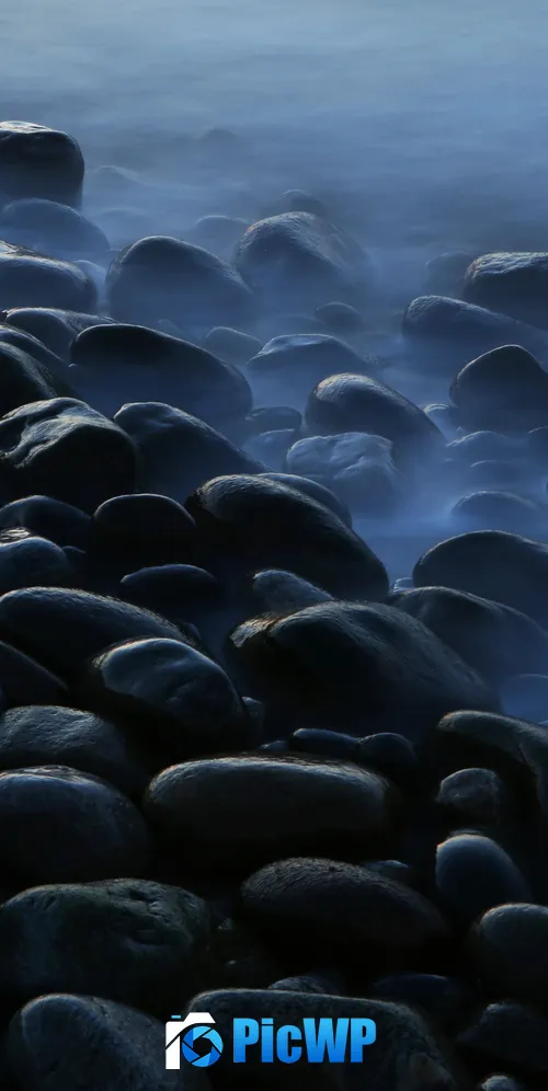 Pebbles Foggy 3K Mobile Wallpaper