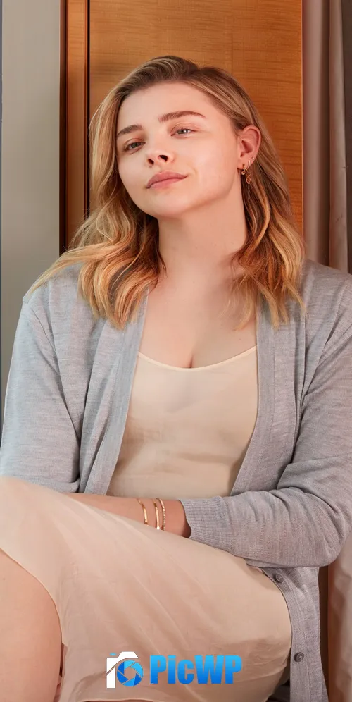Chloe Grace Moretz Beautiful actress 3K Mobile Wallpaper