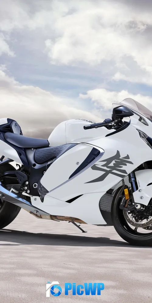 Suzuki Hayabusa Biker 3K Mobile Wallpaper