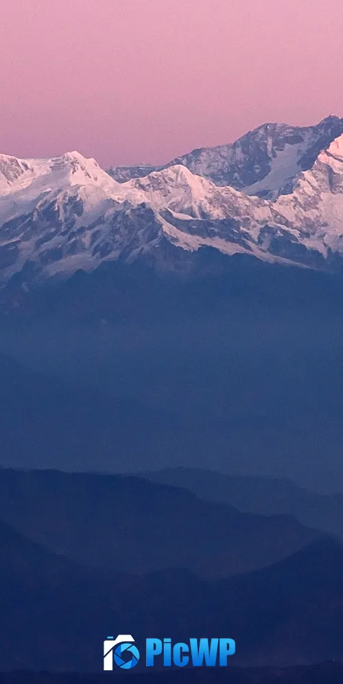 Kangchenjunga Mountain range 3K Mobile Wallpaper