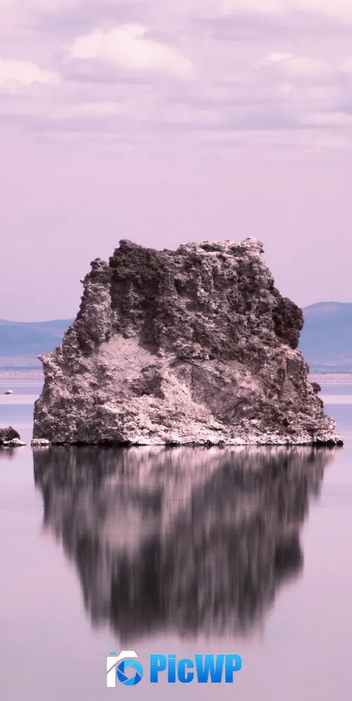 Beach Rock 3K Mobile Wallpaper
