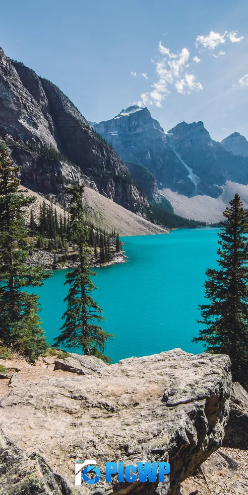 Moraine Lake Summer 3K Mobile Wallpaper
