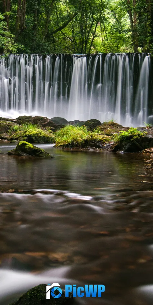 Mazo De Meredo Waterfalls 3K Mobile Wallpaper