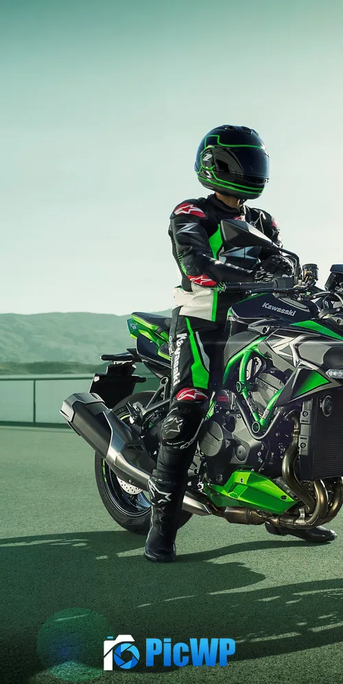 Kawasaki Z H2 SE Biker 3K Mobile Wallpaper