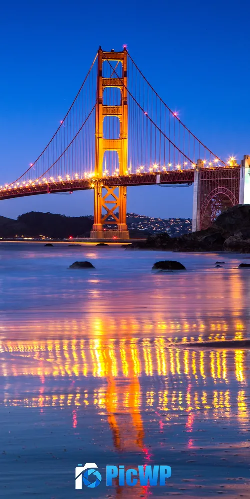 Golden Gate Bridge Reflection 3K Mobile Wallpaper