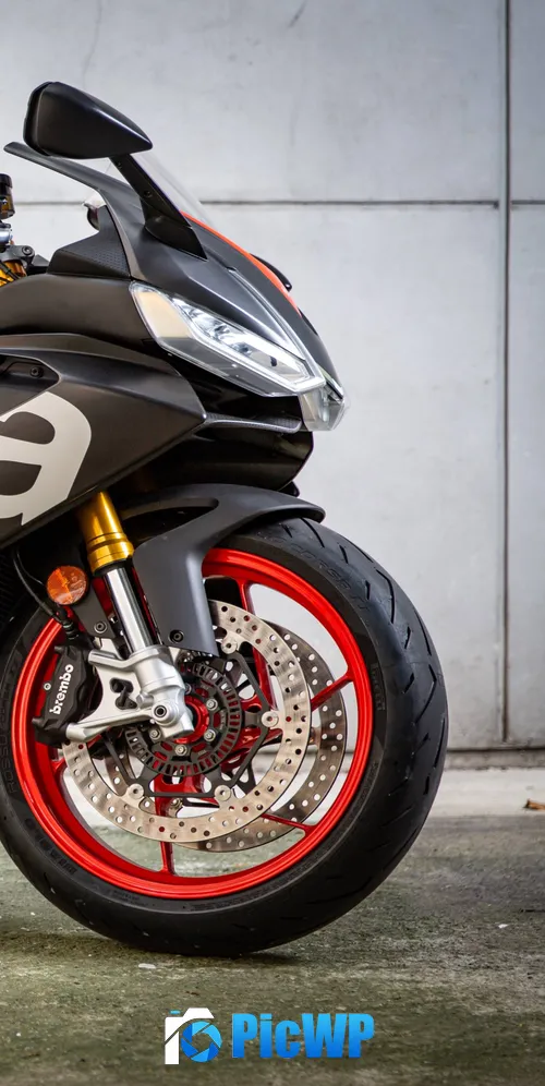 Aprilia RS 660 2021 3K Mobile Wallpaper