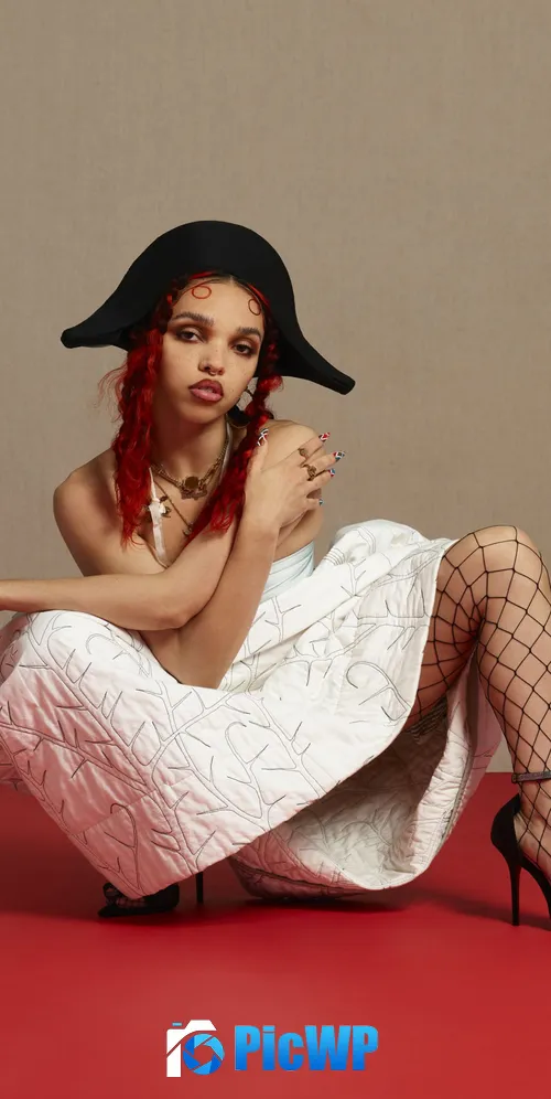 FKA twigs British singer 3K Mobile Wallpaper