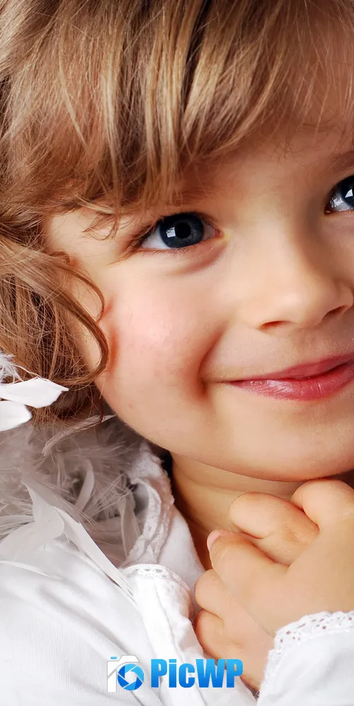Cute Girl Smiling girl 3K Mobile Wallpaper