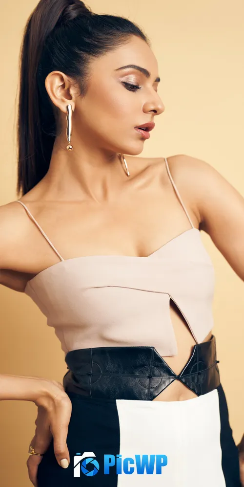 Actress Rakul Preet Singh iPhone 3K Mobile Wallpaper