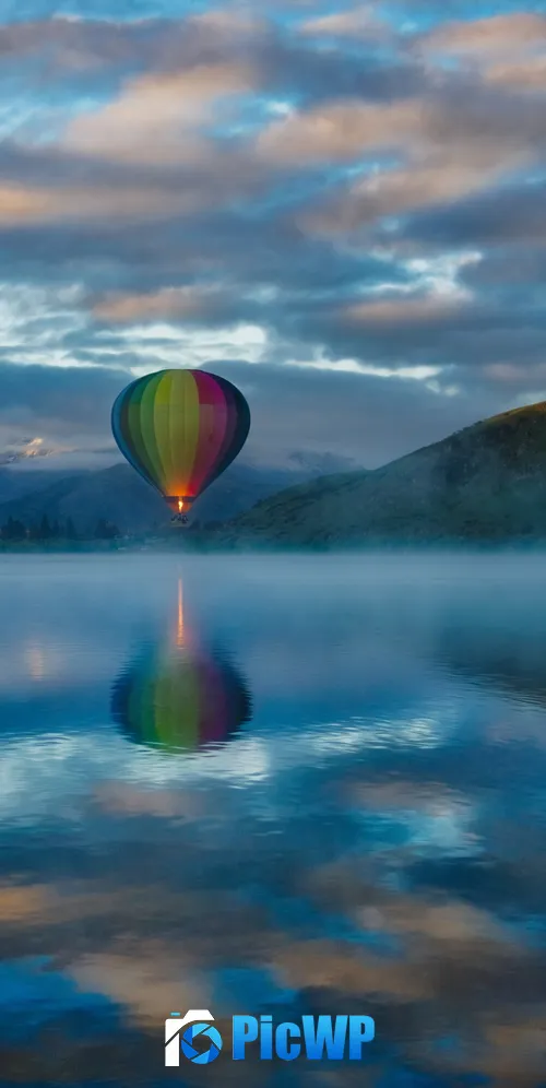 Hot air balloon Lake Hayes 3K Mobile Wallpaper