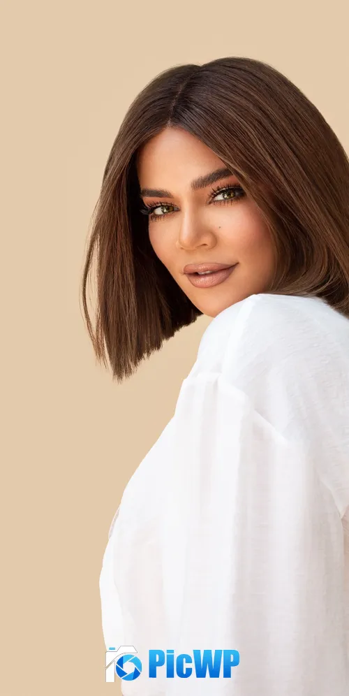 Khloe Kardashian 3K Mobile Wallpaper