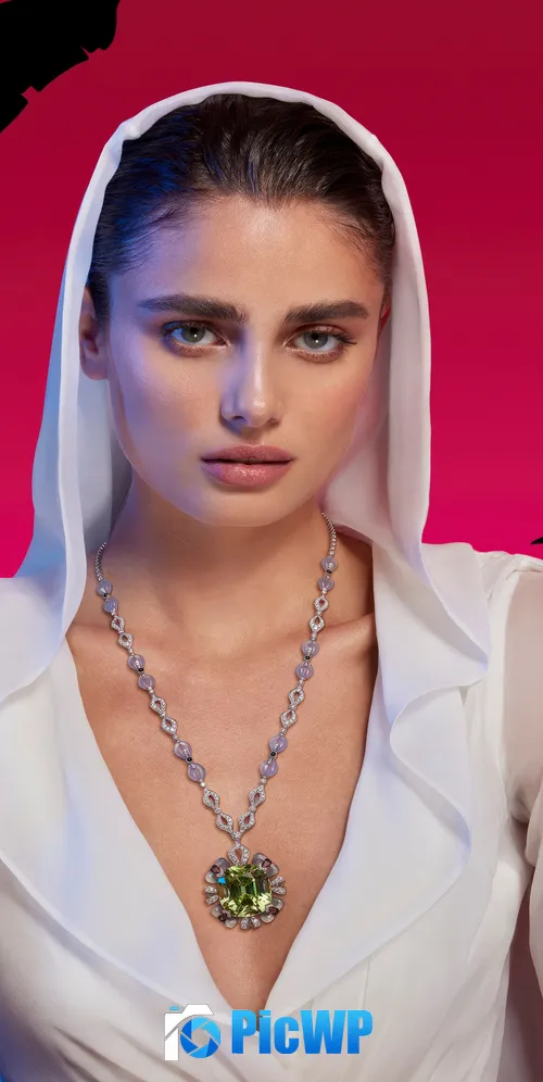 Taylor Hill Model 3K Mobile Wallpaper