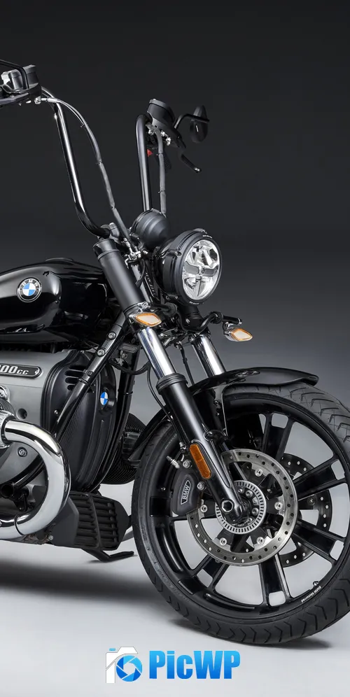 BMW R18 2020 3K Mobile Wallpaper