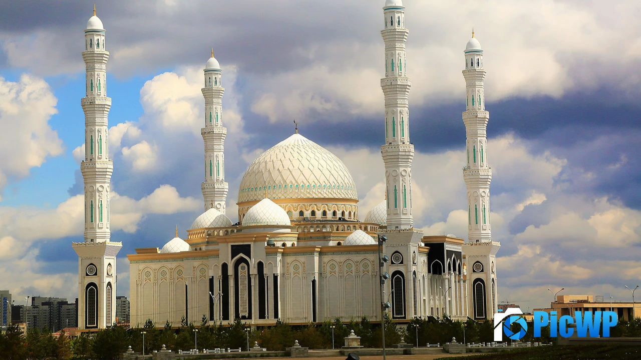 Hazrat Sultan Mosque Astana 4K PC Wallpaper