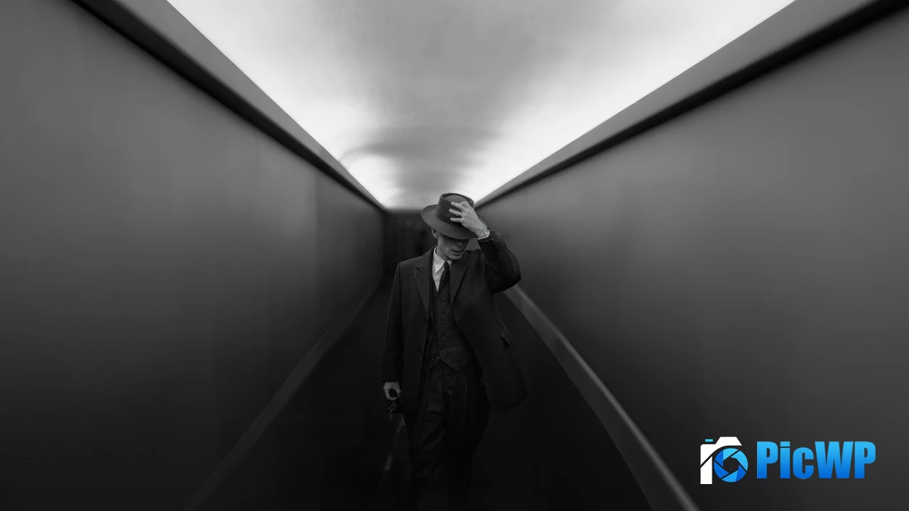 Oppenheimer Black and White 4K PC Wallpaper