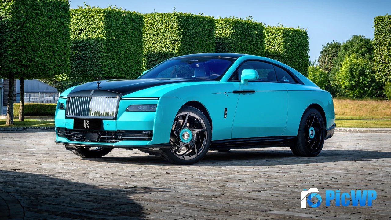 Rolls-Royce Black Badge Spectre Chinese Mural Art 4K PC Wallpaper
