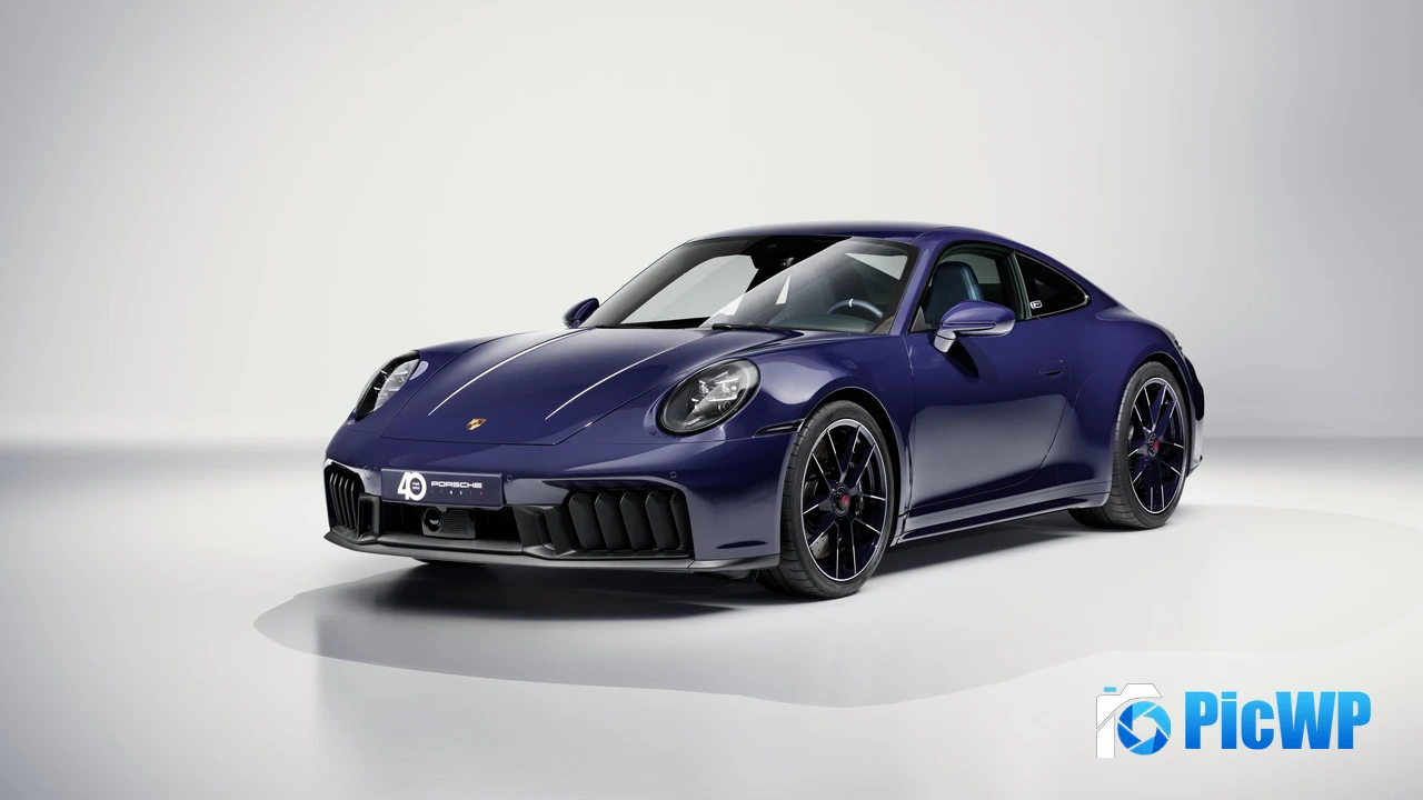 Porsche 911 Carrera GTS 2025 4K PC Wallpaper