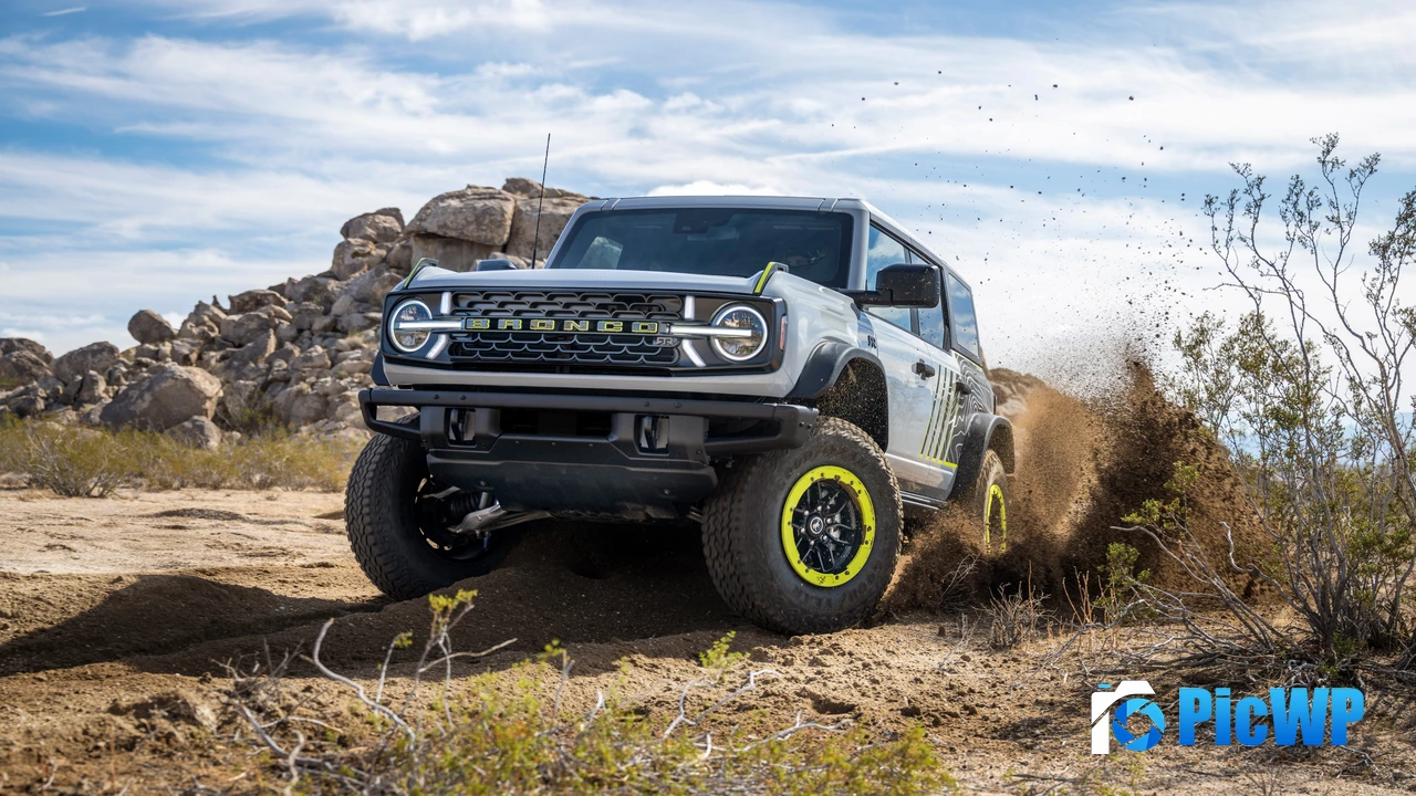 Ford Bronco RTR 2027 4K PC Wallpaper