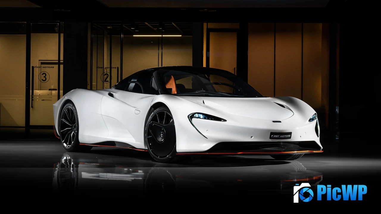 McLaren Speedtail Vertical 4K PC Wallpaper