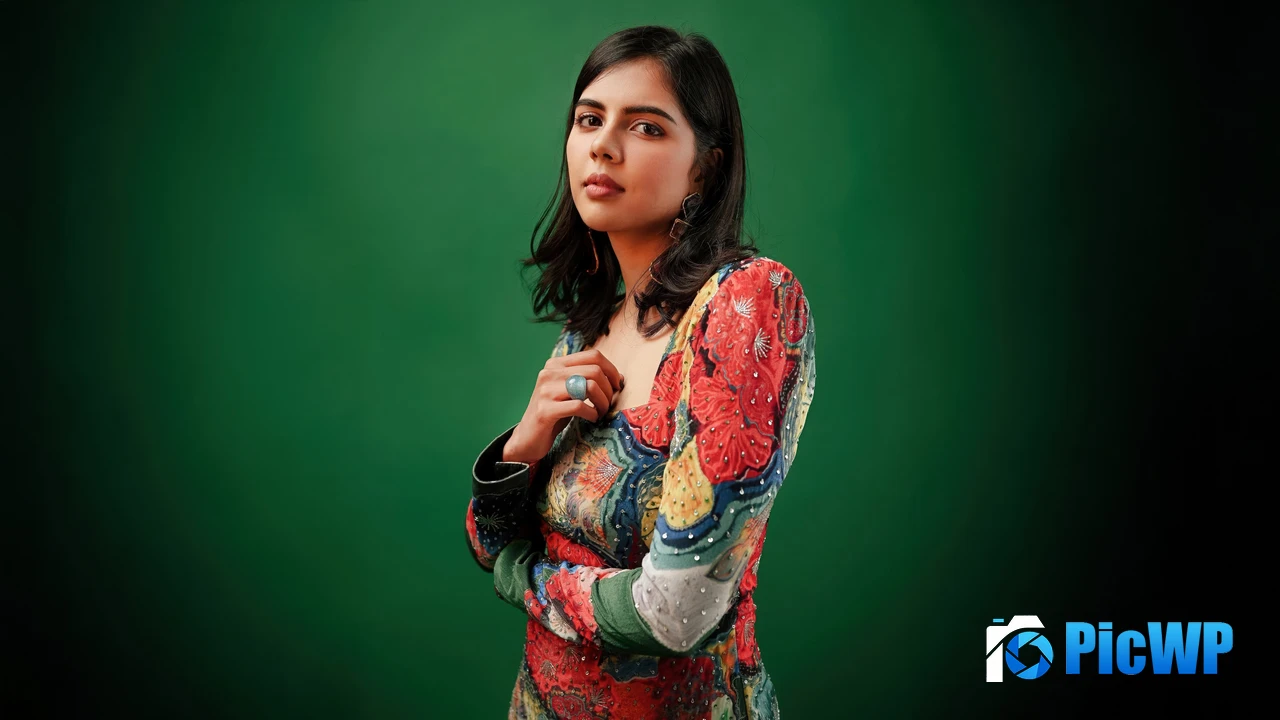 Kalyani Priyadarshan Portrait 4K PC Wallpaper