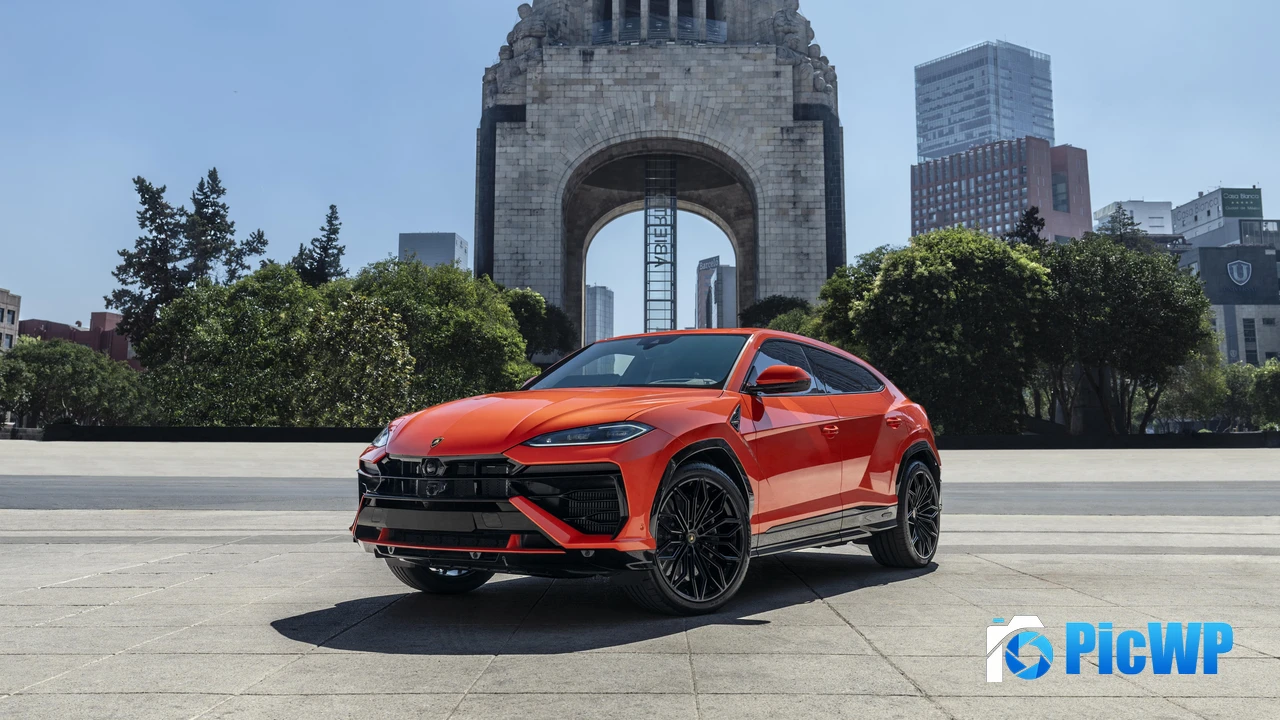 Lamborghini Urus SE Mexico 4K PC Wallpaper