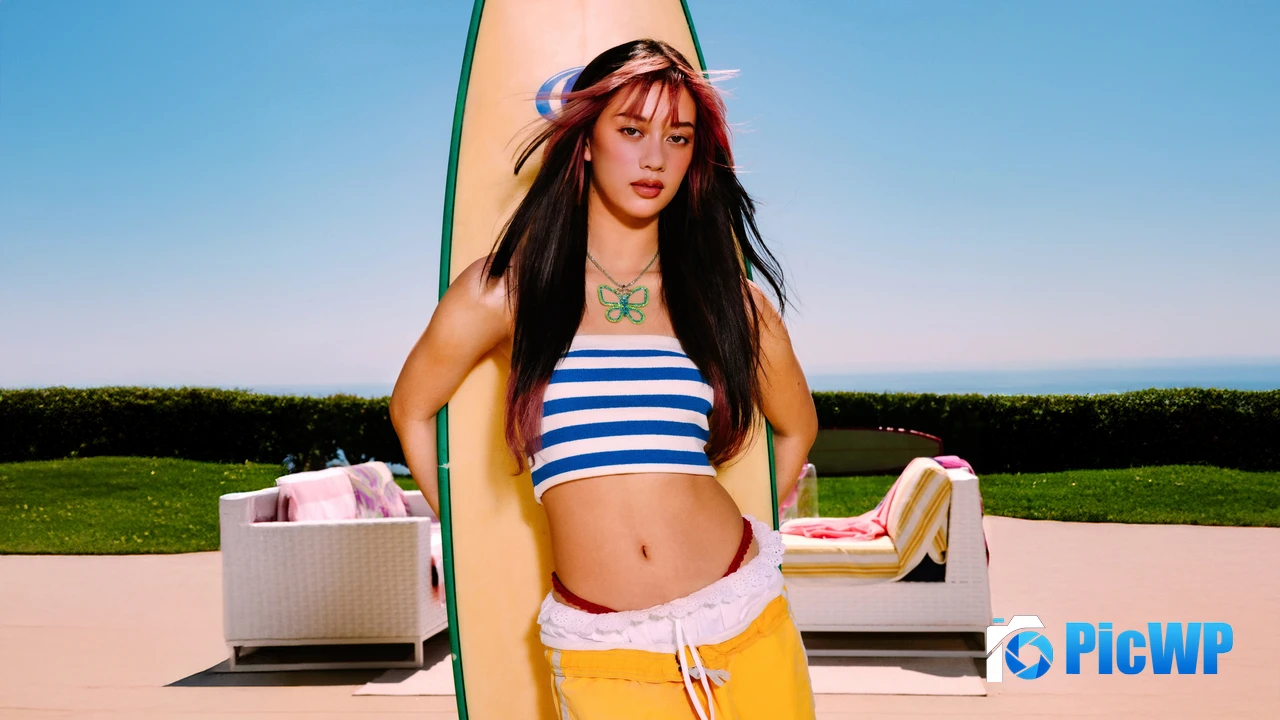 Megan (KATSEYE) Teen Vogue 4K PC Wallpaper