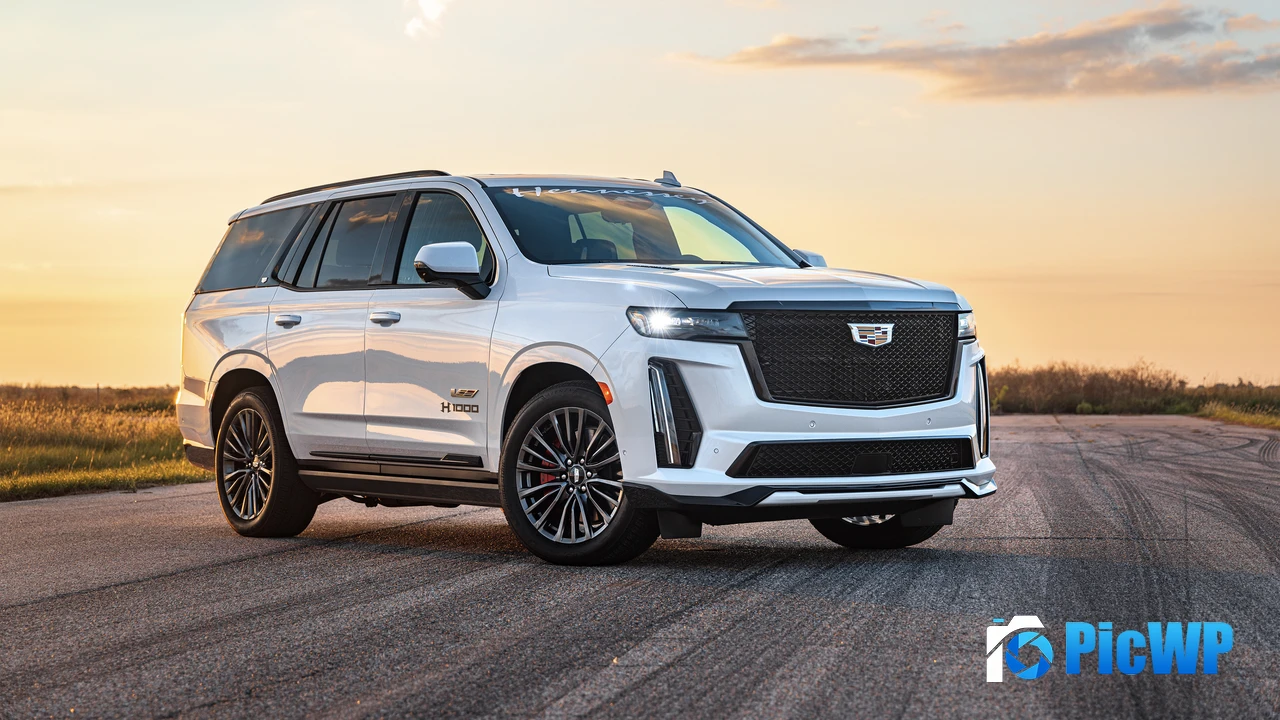 Hennessey Cadillac Escalade-V H1000 2024 4K PC Wallpaper
