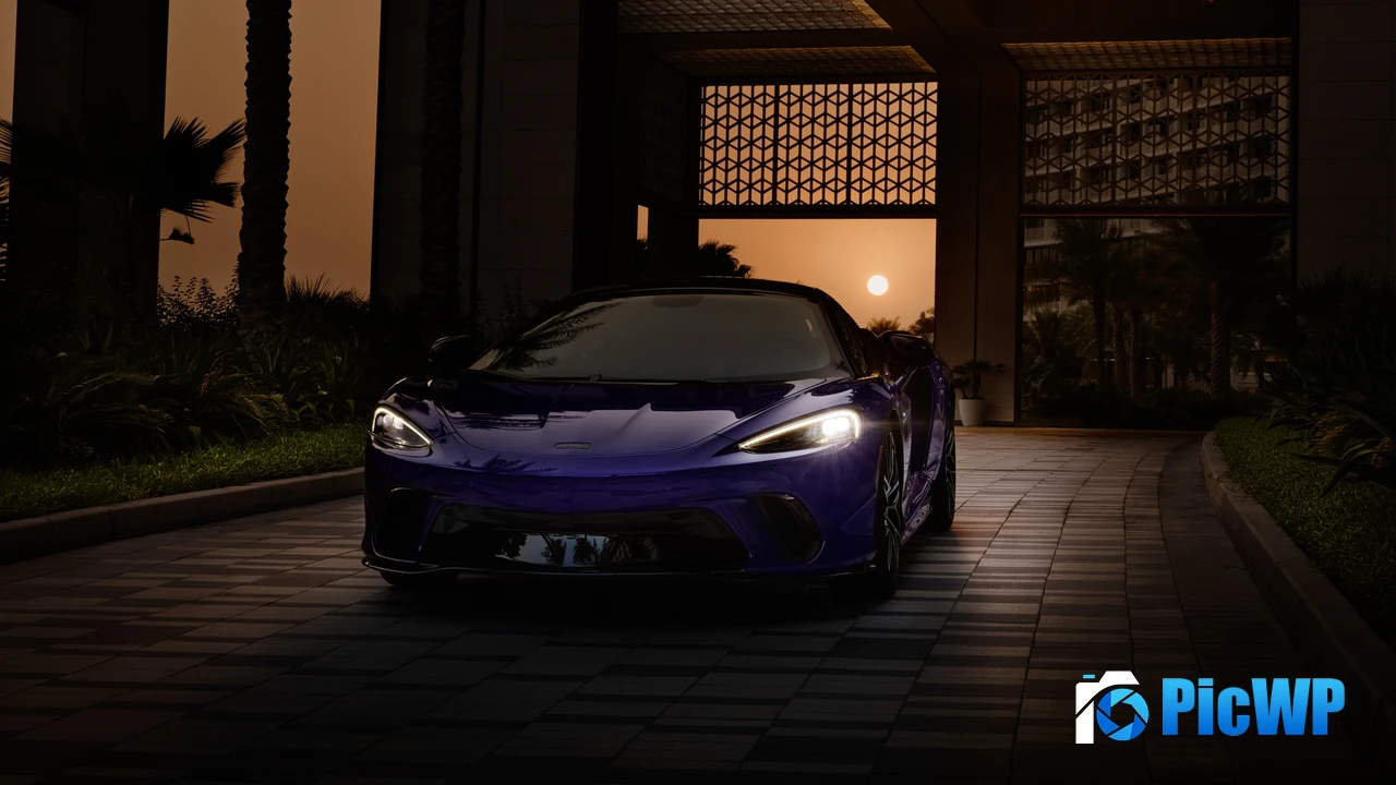 McLaren GTS Night 4K PC Wallpaper