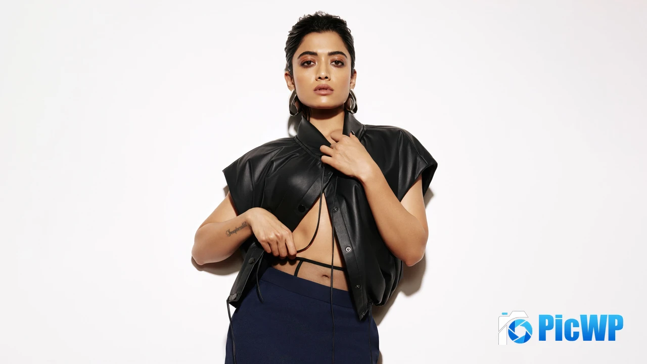 Rashmika Mandanna White background 4K PC Wallpaper