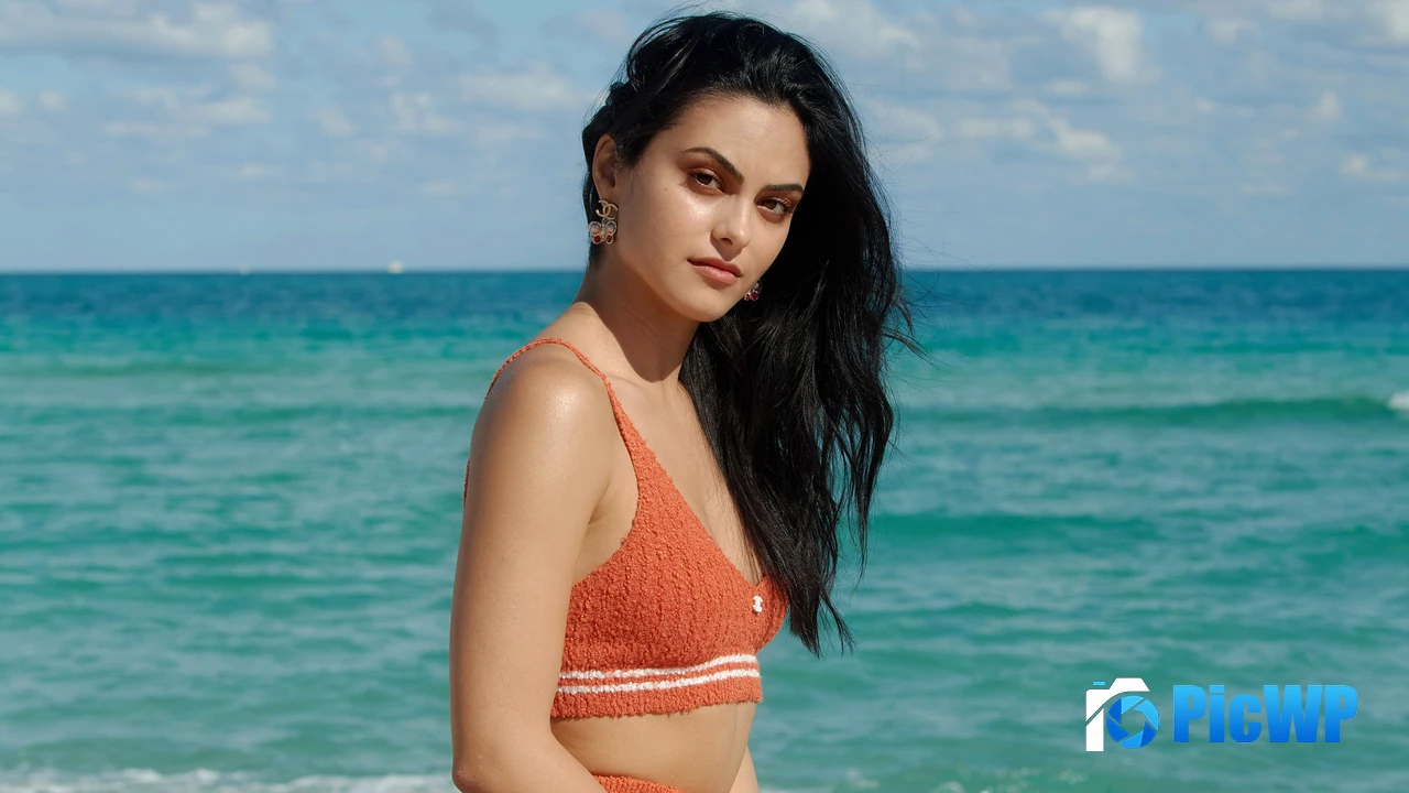 Camila Mendes Beach Photoshoot for ELLE 4K PC Wallpaper