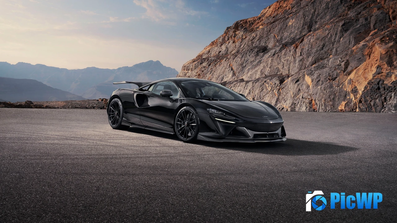 Novitec McLaren Artura 2024 4K PC Wallpaper