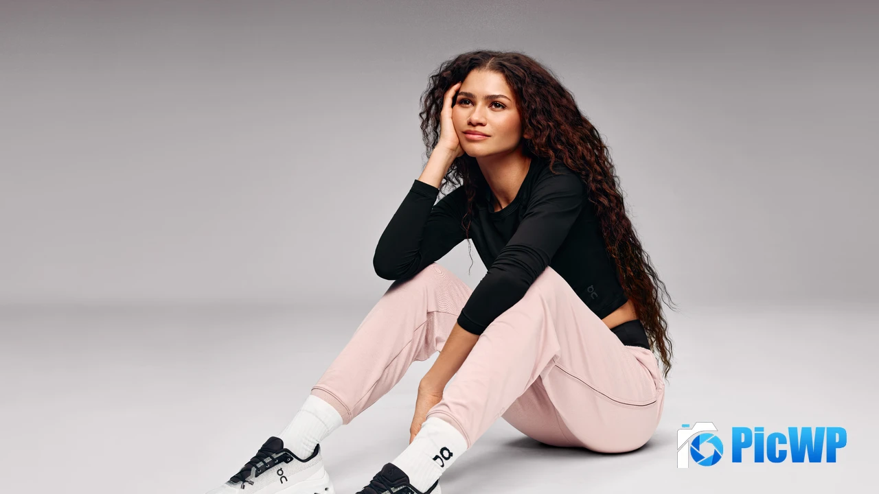 Zendaya Smile 4K PC Wallpaper