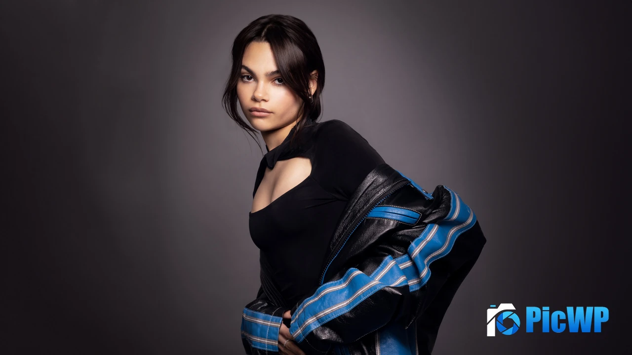 Ariana Greenblatt 4K PC Wallpaper