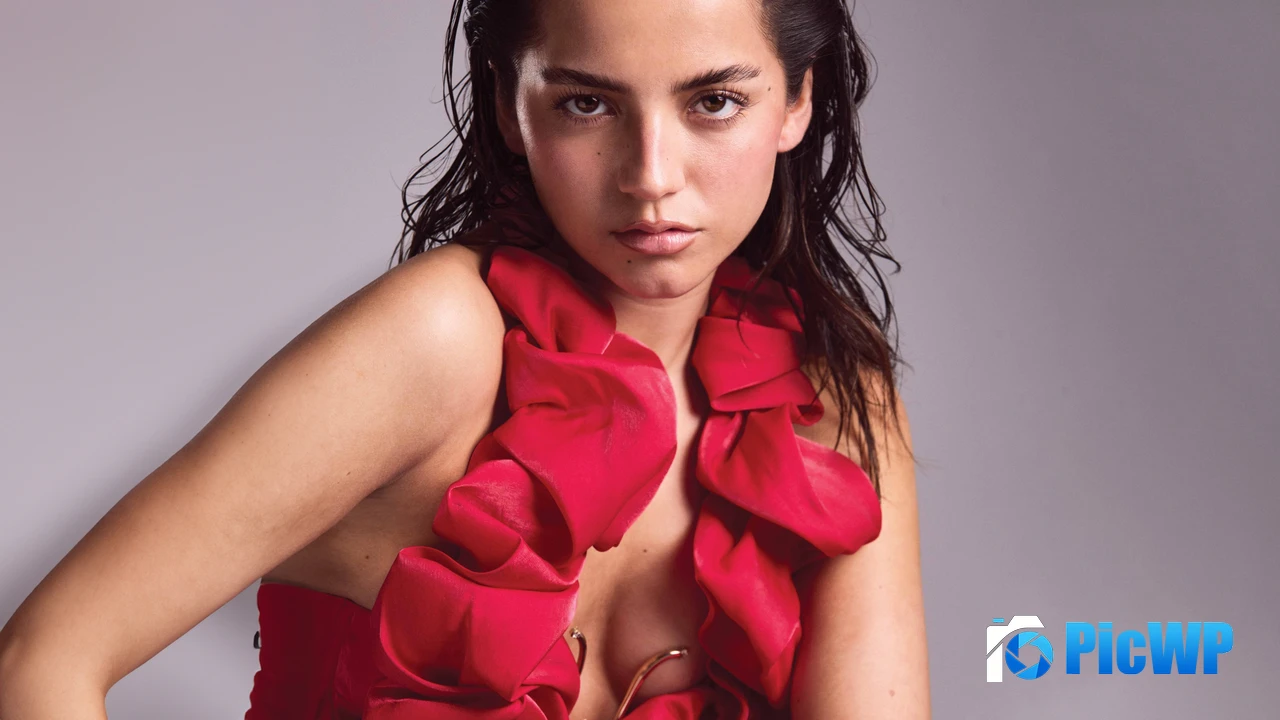 Isabela Merced Red dress 4K PC Wallpaper