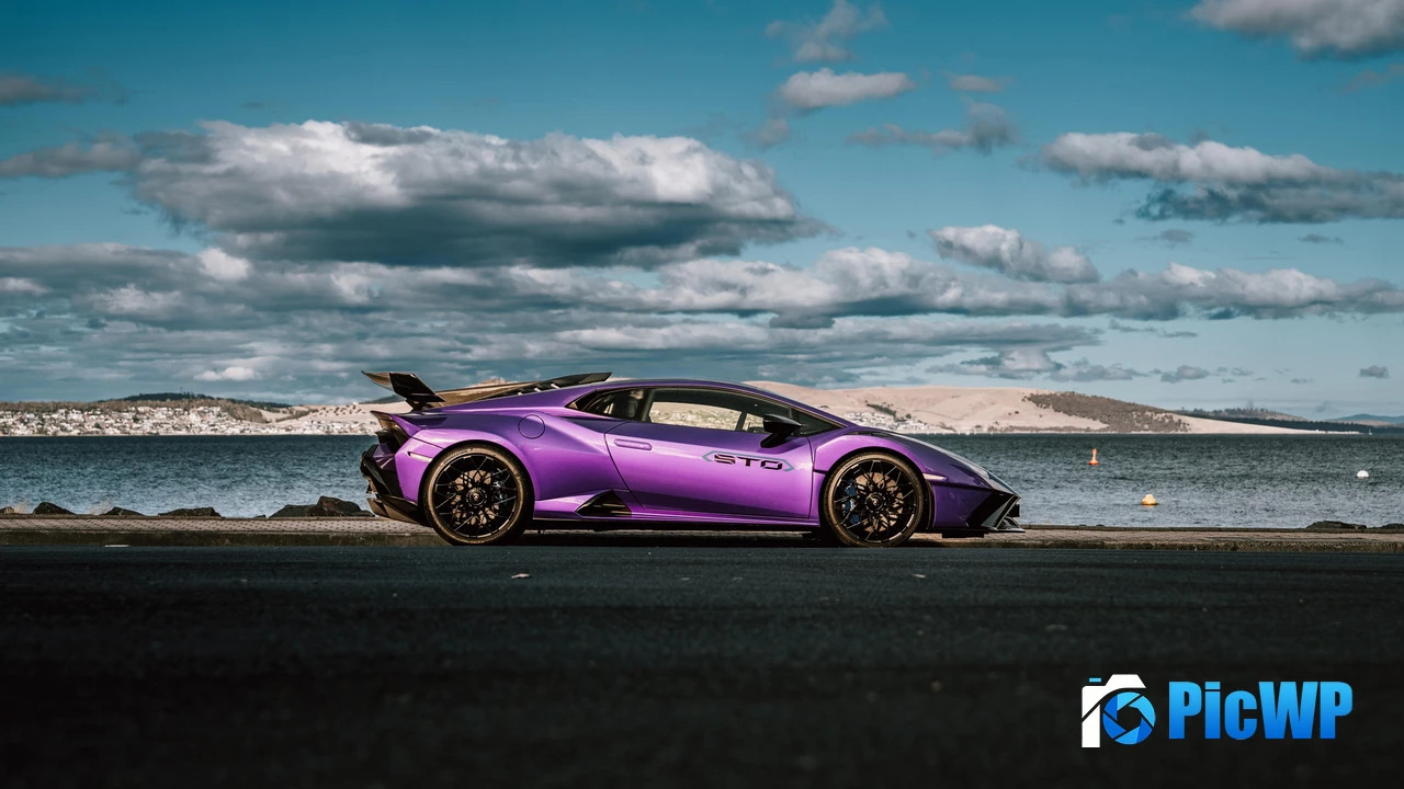 Lamborghini Huracán STO Purple 4K PC Wallpaper