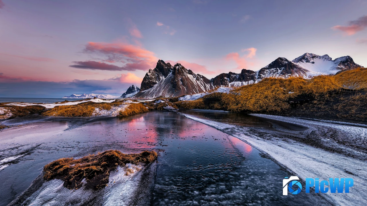 Vestrahorn mountain Aesthetic 4K PC Wallpaper