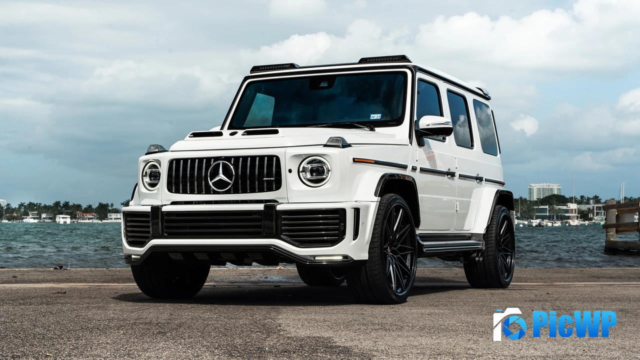 Mercedes-AMG G 63 Urban Automotive 4K PC Wallpaper