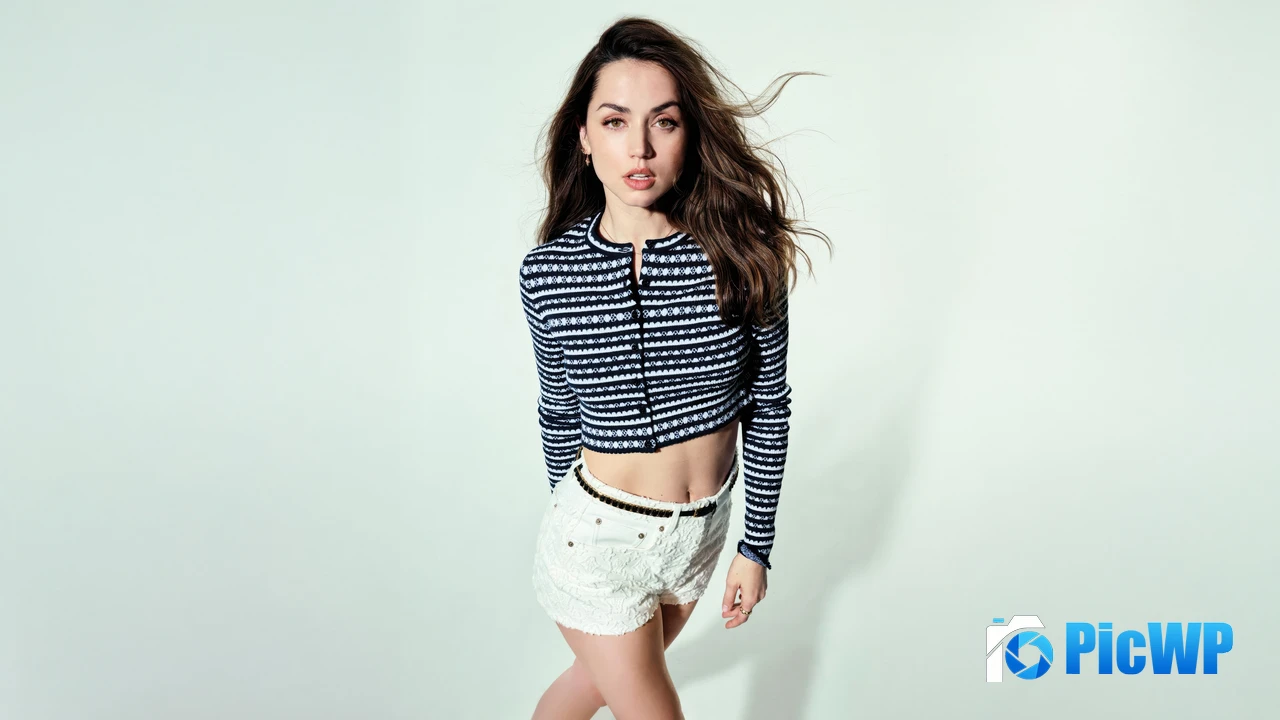 Ana de Armas Elle Magazine 4K PC Wallpaper