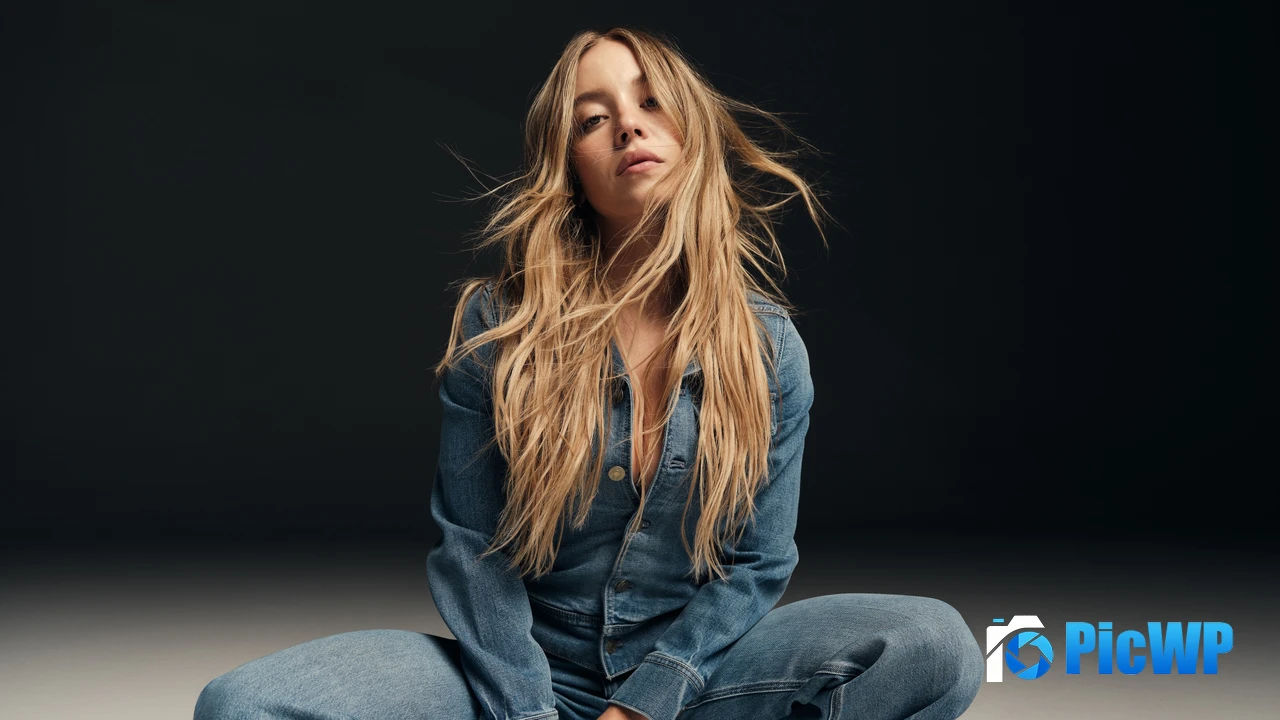 Sydney Sweeney American Eagle jeans 4K PC Wallpaper
