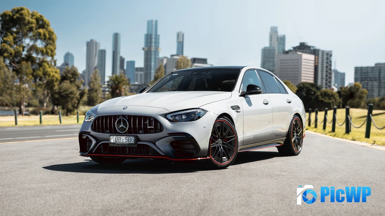 Mercedes-AMG C 63 S E Performance F1 Edition 2024 4K PC Wallpaper