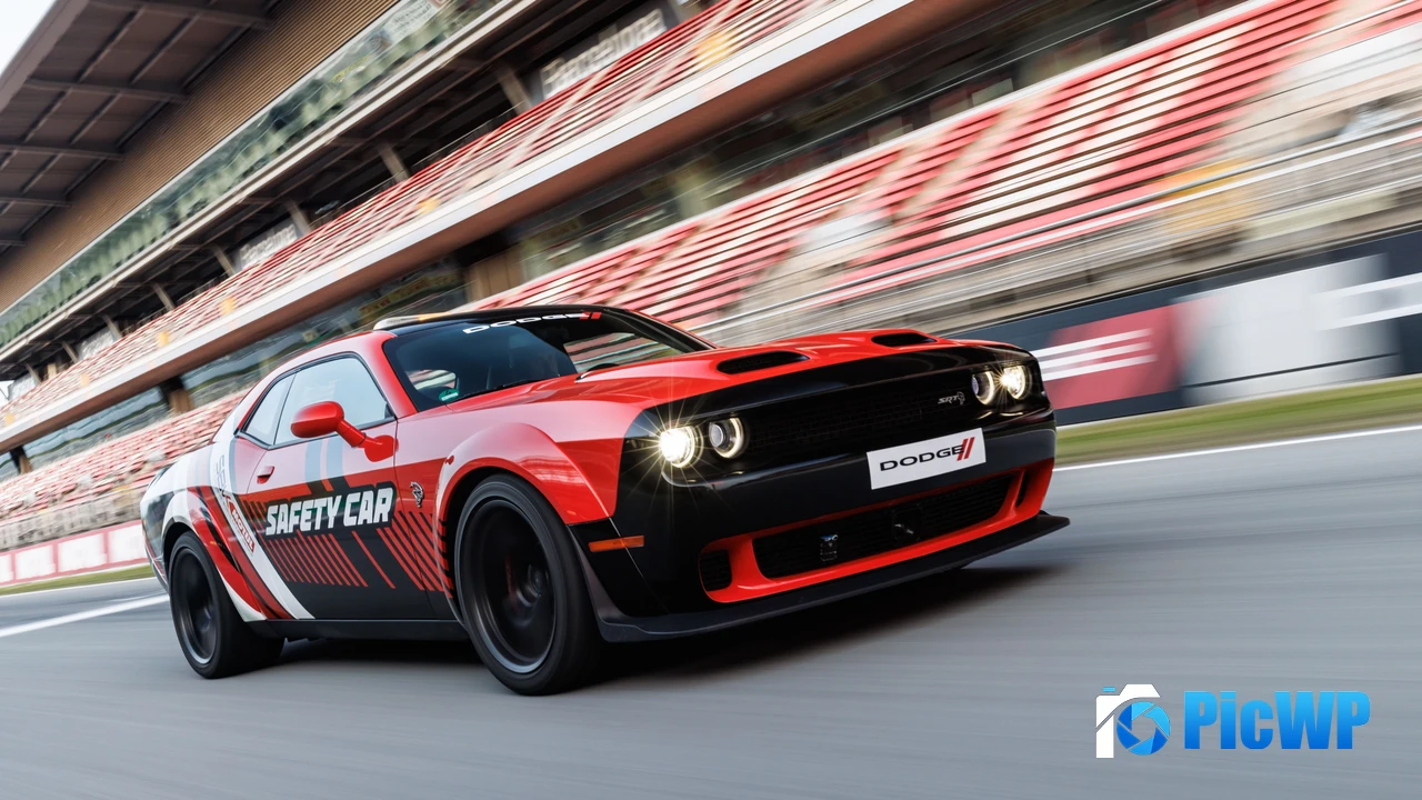 Dodge Challenger SRT Hellcat Safety Car 4K PC Wallpaper