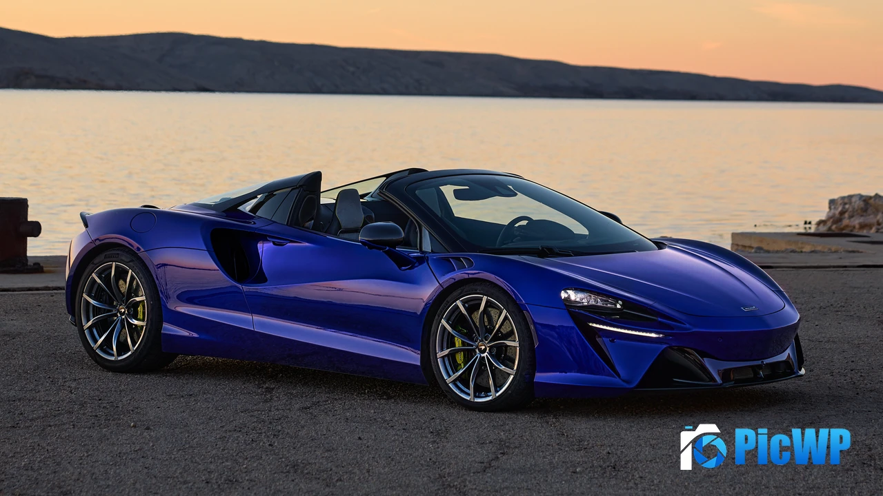 McLaren Artura Spider 2024 4K PC Wallpaper