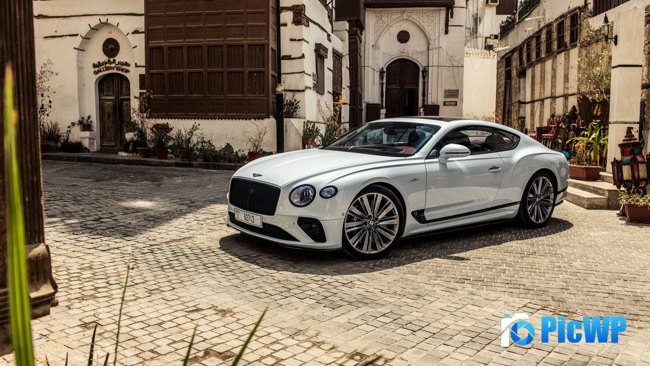Bentley Continental GT Speed Street 4K PC Wallpaper