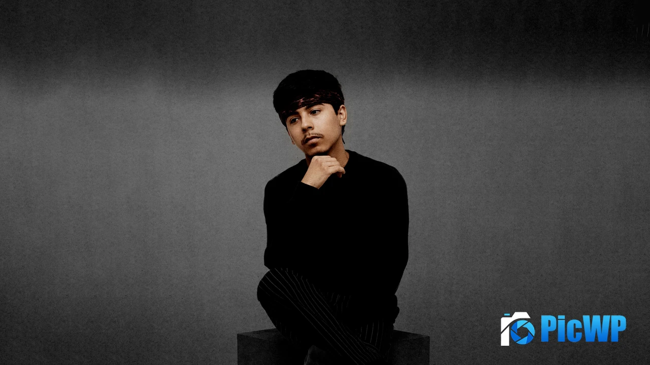 Ivan Cornejo American singer 4K PC Wallpaper